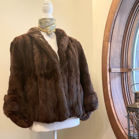 VTG Muskrat pelts fur shawl/cape style shorty jacket, c1960s - Picture 1 of 7
